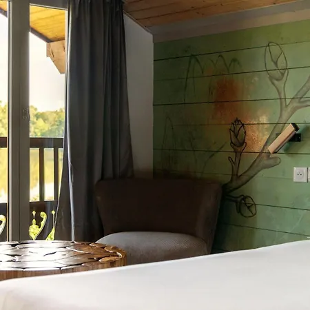 Hotel L'arborescence Cruseilles