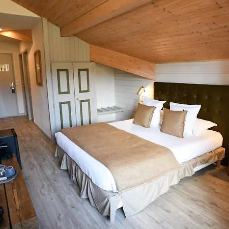 Hotel L'arborescence Cruseilles