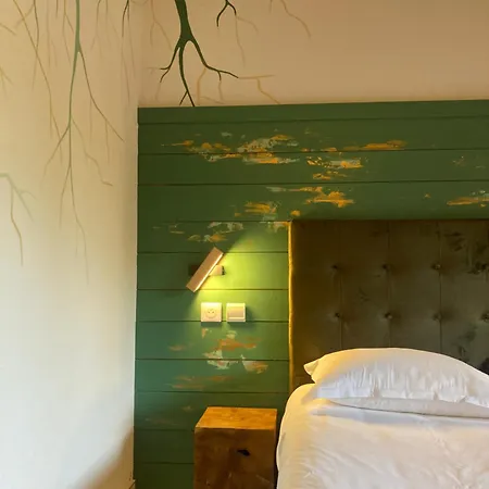 Hotel L'arborescence Cruseilles